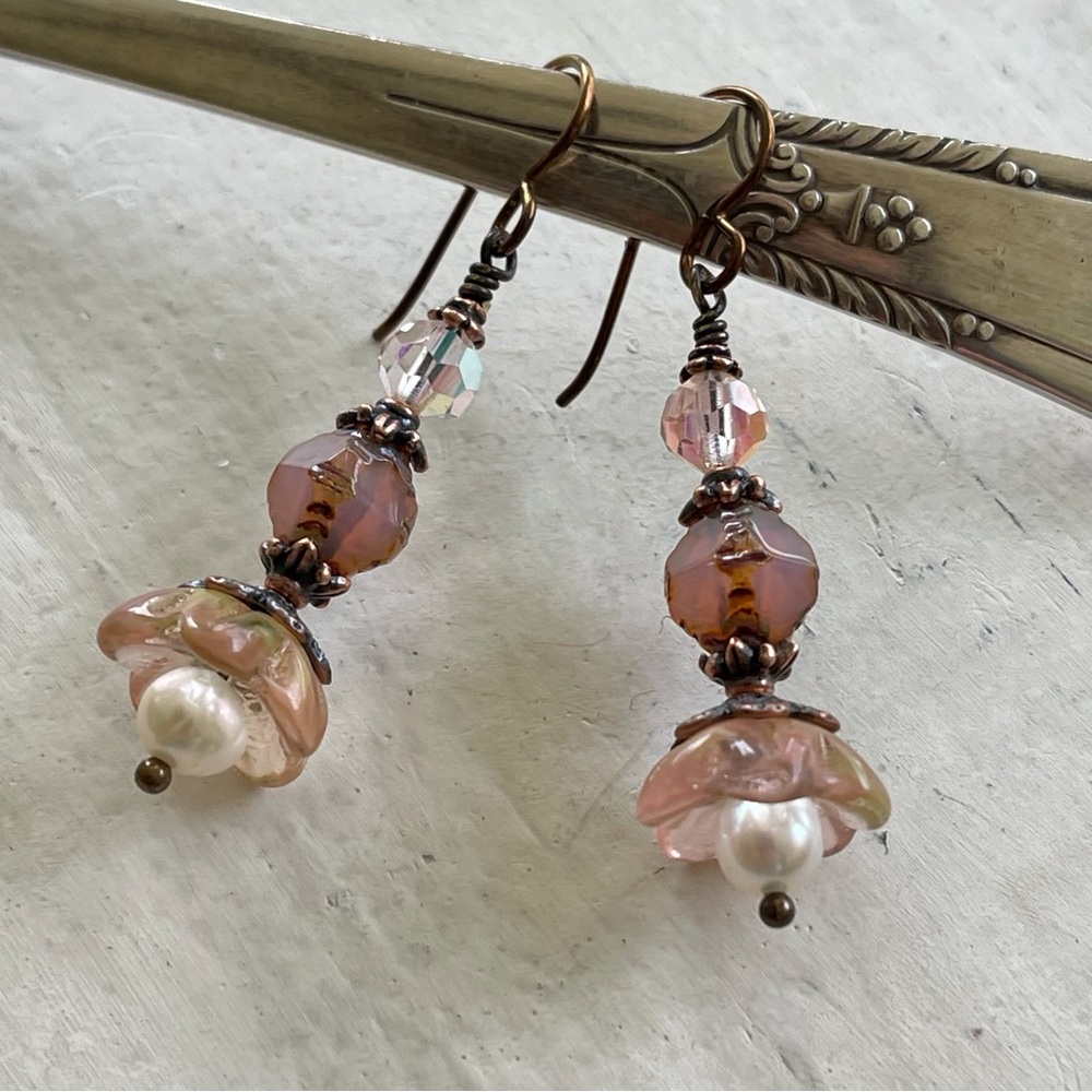 ARTISAN Earrings “Dusty Rose” - Dangles - Picture 4 of 11